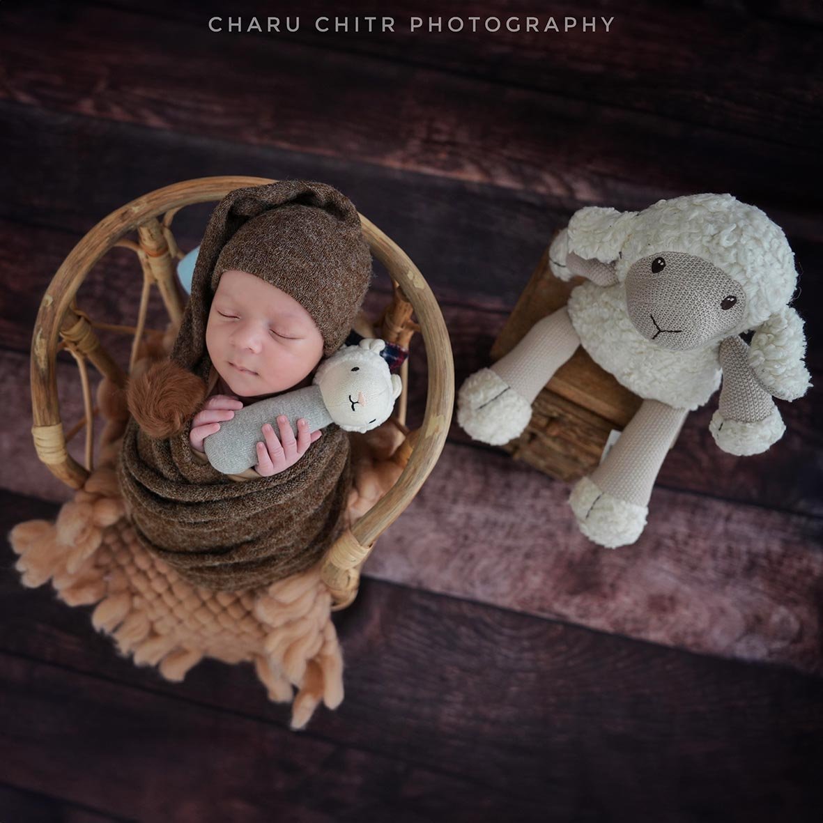 Cuddly Sheep Knitted Stuffed Soft Toy - iROCHiSoft Toy