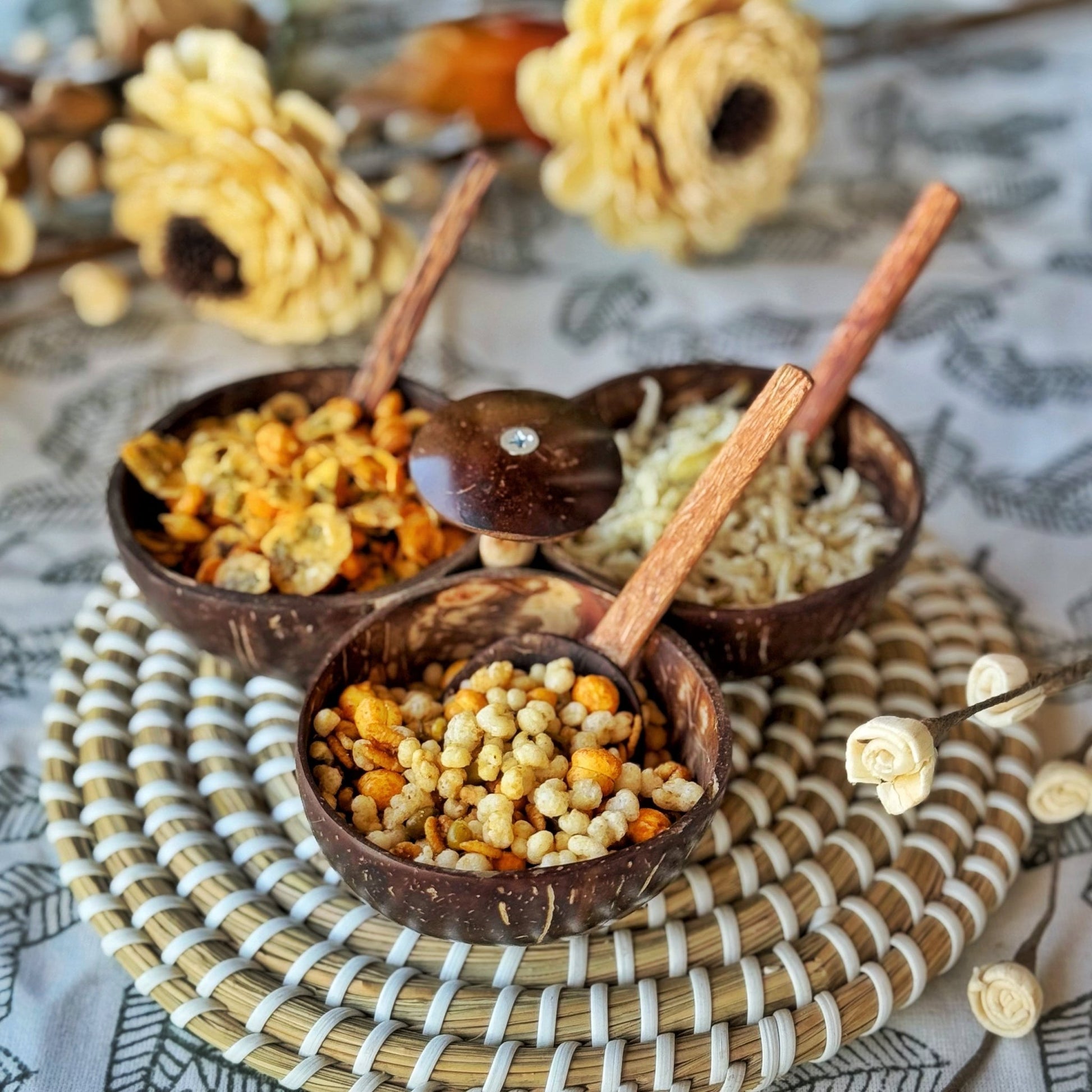Coconut Shell 3 Bowl Serveware - iROCHiBowl