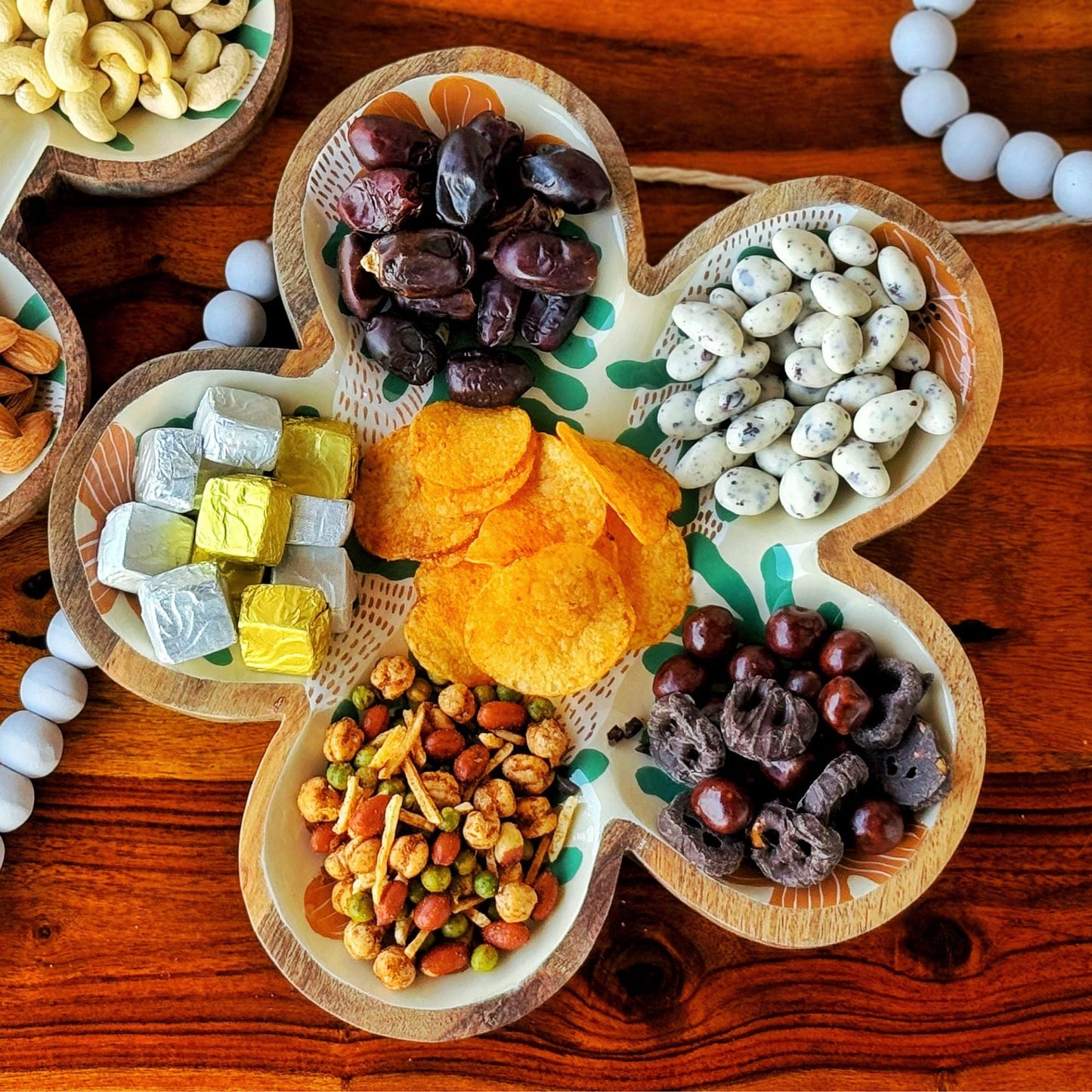 Flower Wooden Platter - iROCHiPlatter